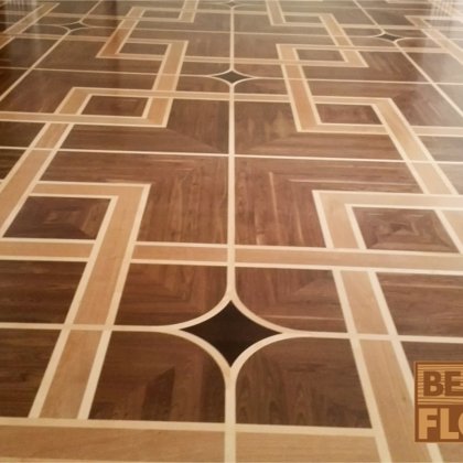 parkets ar ģeometrisku rakstu